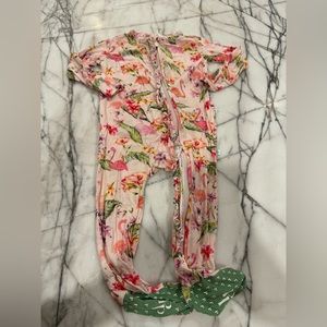 9-12 Posh peanut zipper footie